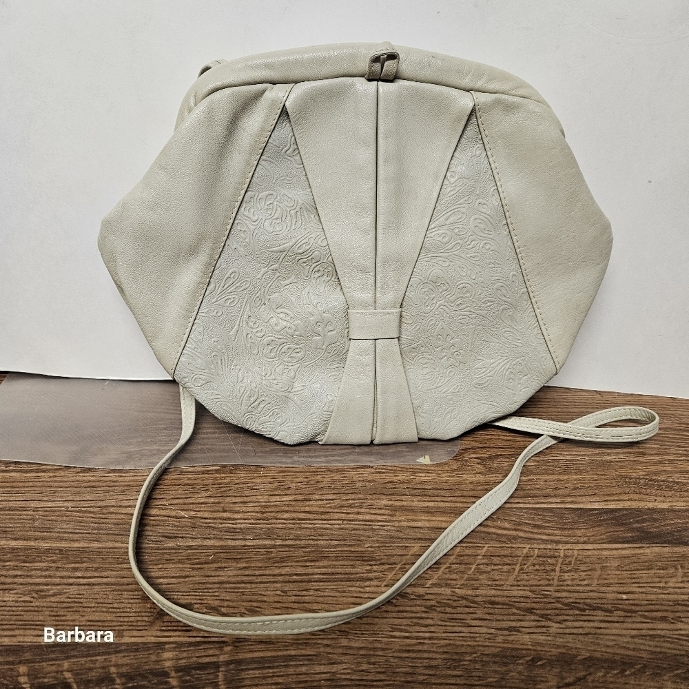 Vintage Tivoli Winter White Leather Shoulder/Crossbody Bag